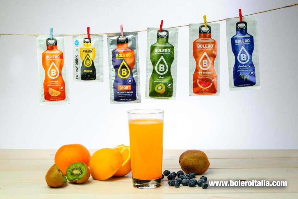 BOLERO Drinks 72 bustine da 9 grammi gusto COLA - Preparato istantaneo per  Bevande con Stevia e Vitamina C e Senza Zucchero